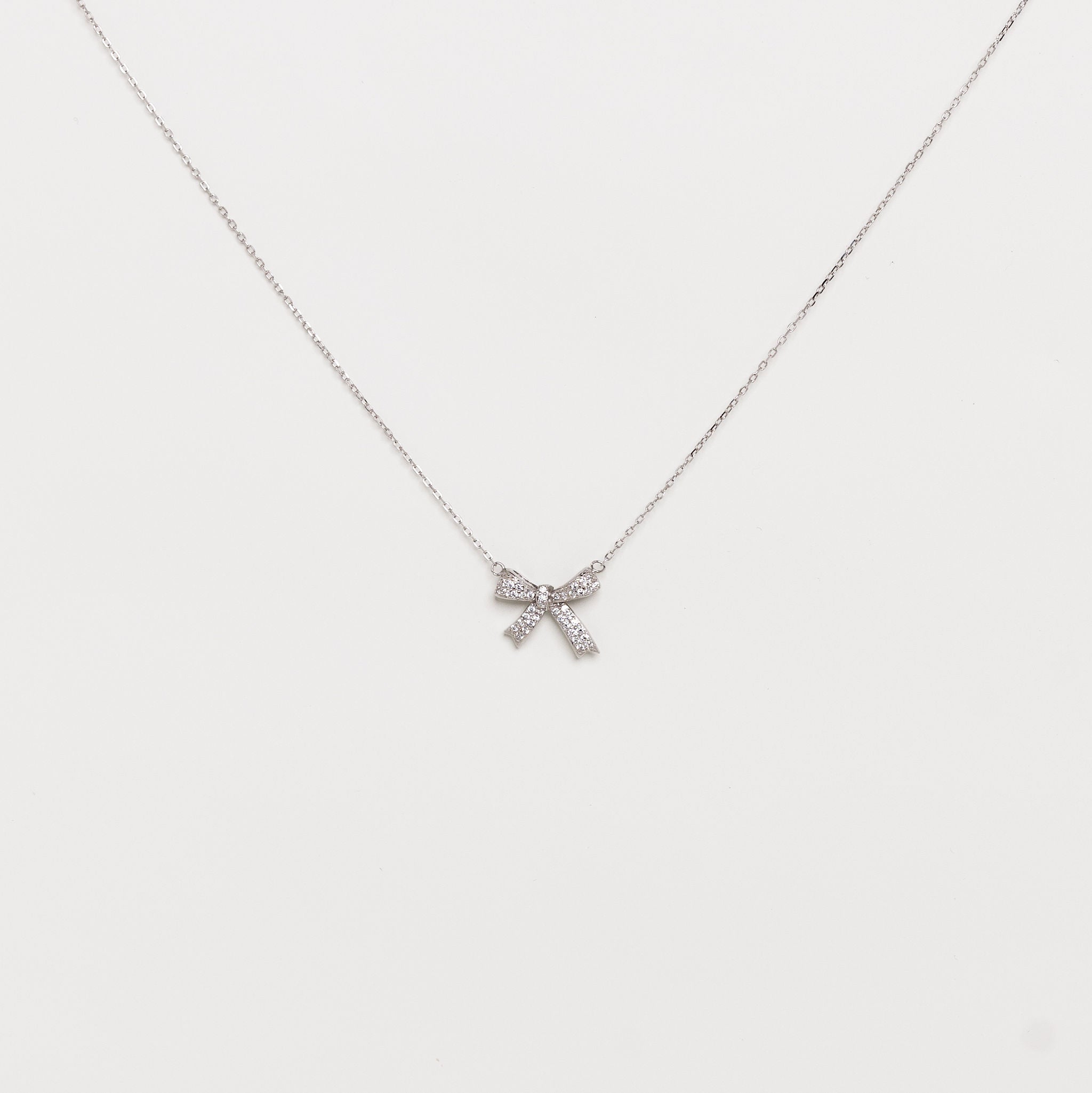 Bow Necklace