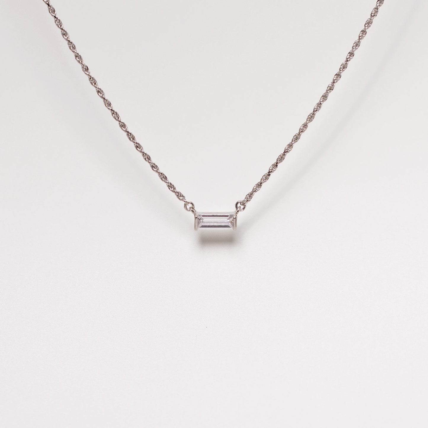 Nostalgia Gemstone Necklace