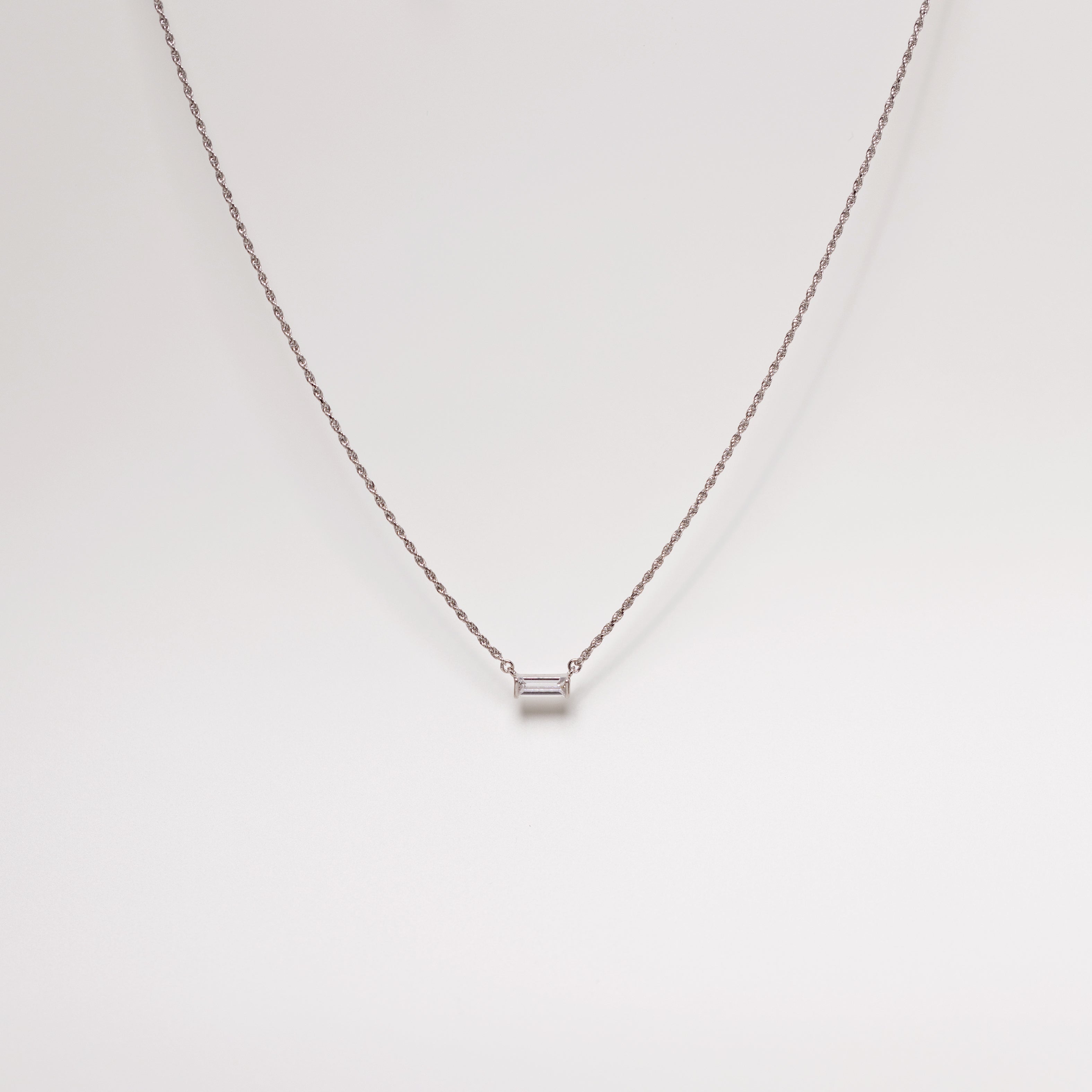 Nostalgia Gemstone Necklace