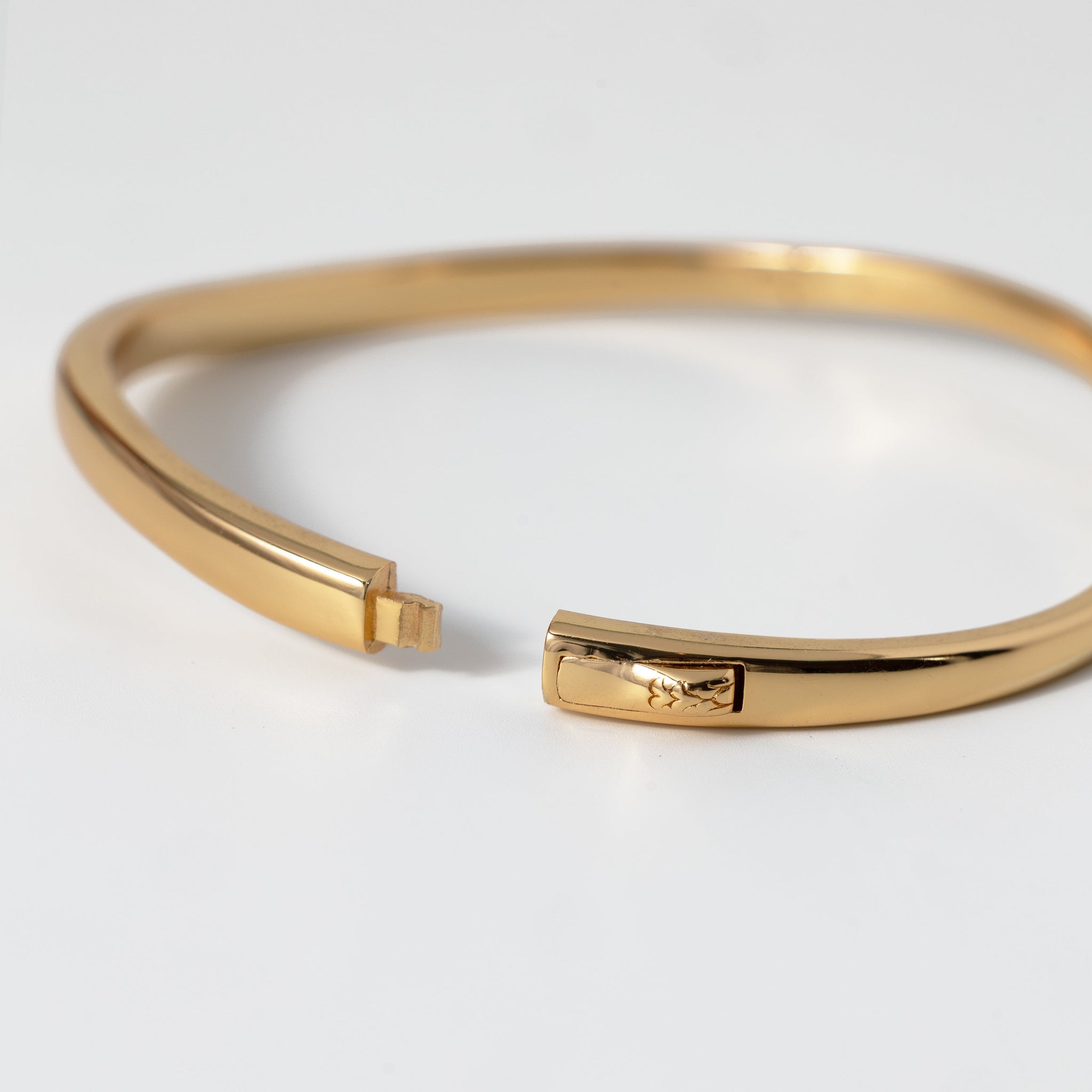 Wave Bangle