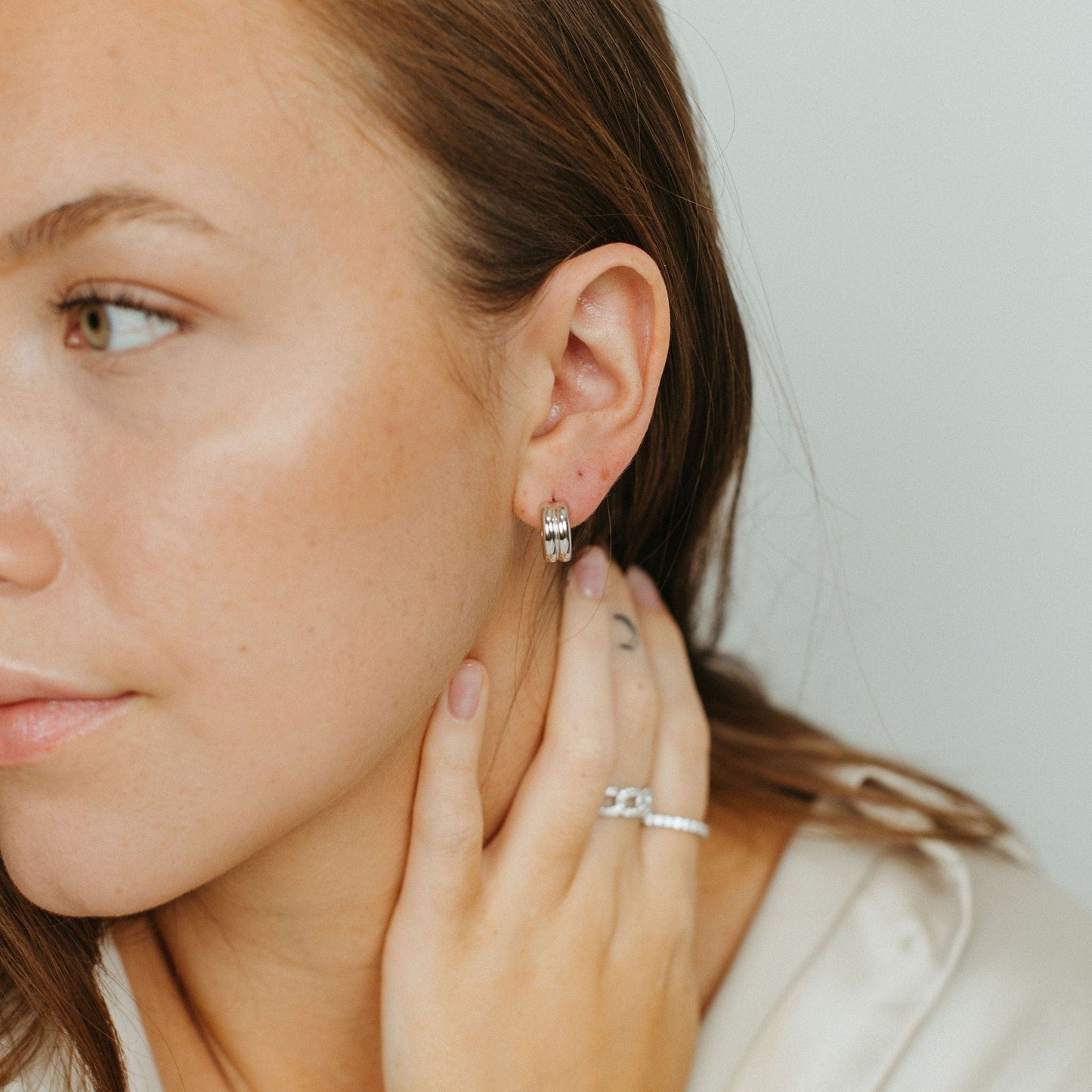 Farah Hoops