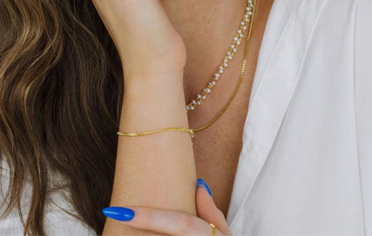 What Is a Cuban Link Chain?  - Shop Mogano hypoallergenic jewelry for all skin types 