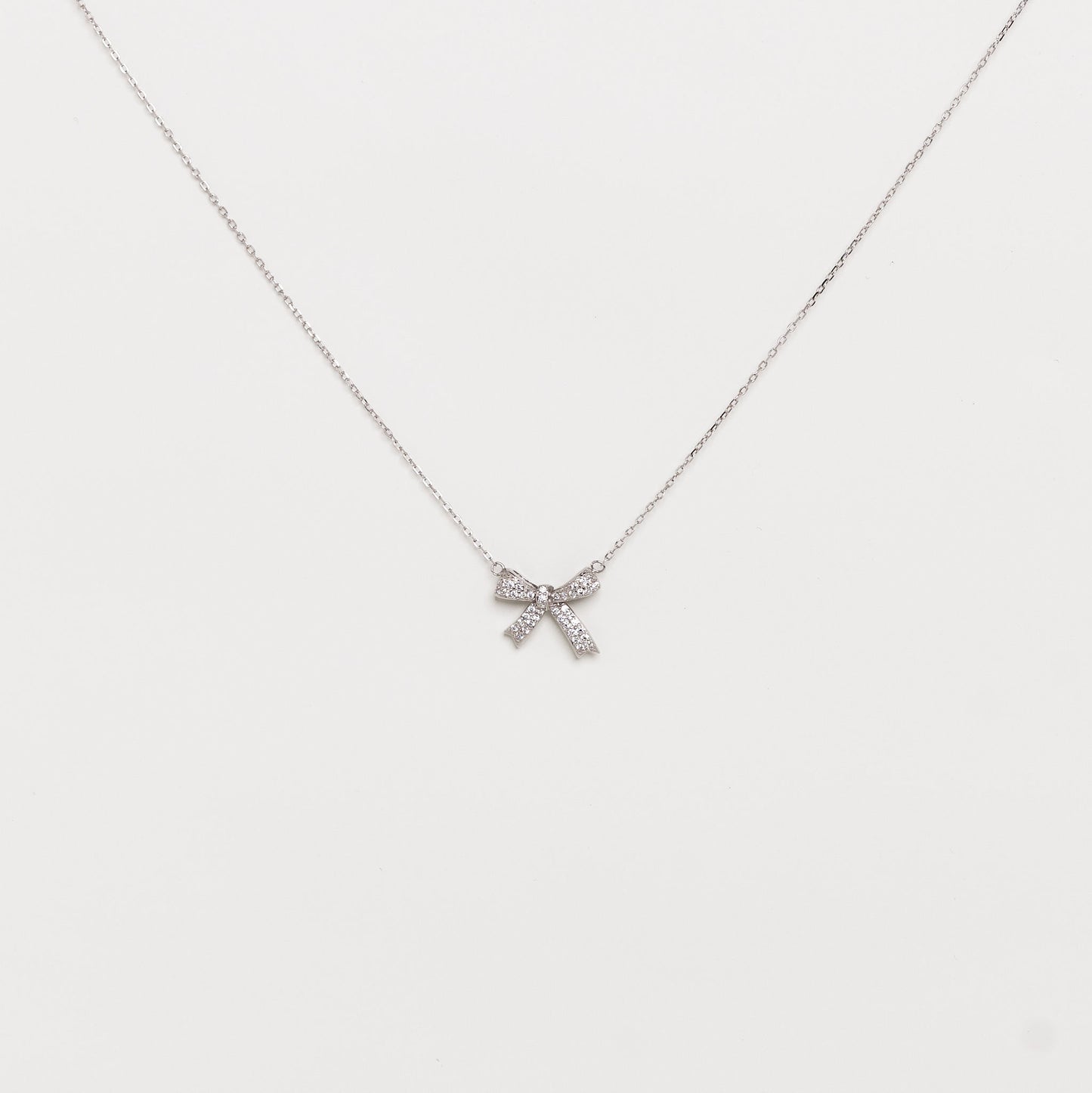 Bow Necklace