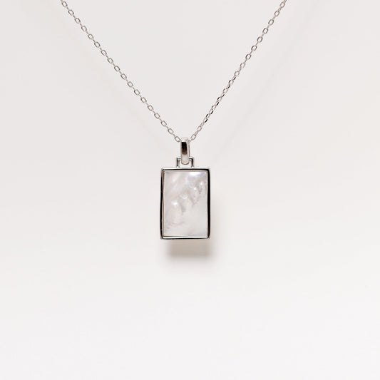 Alice Necklace