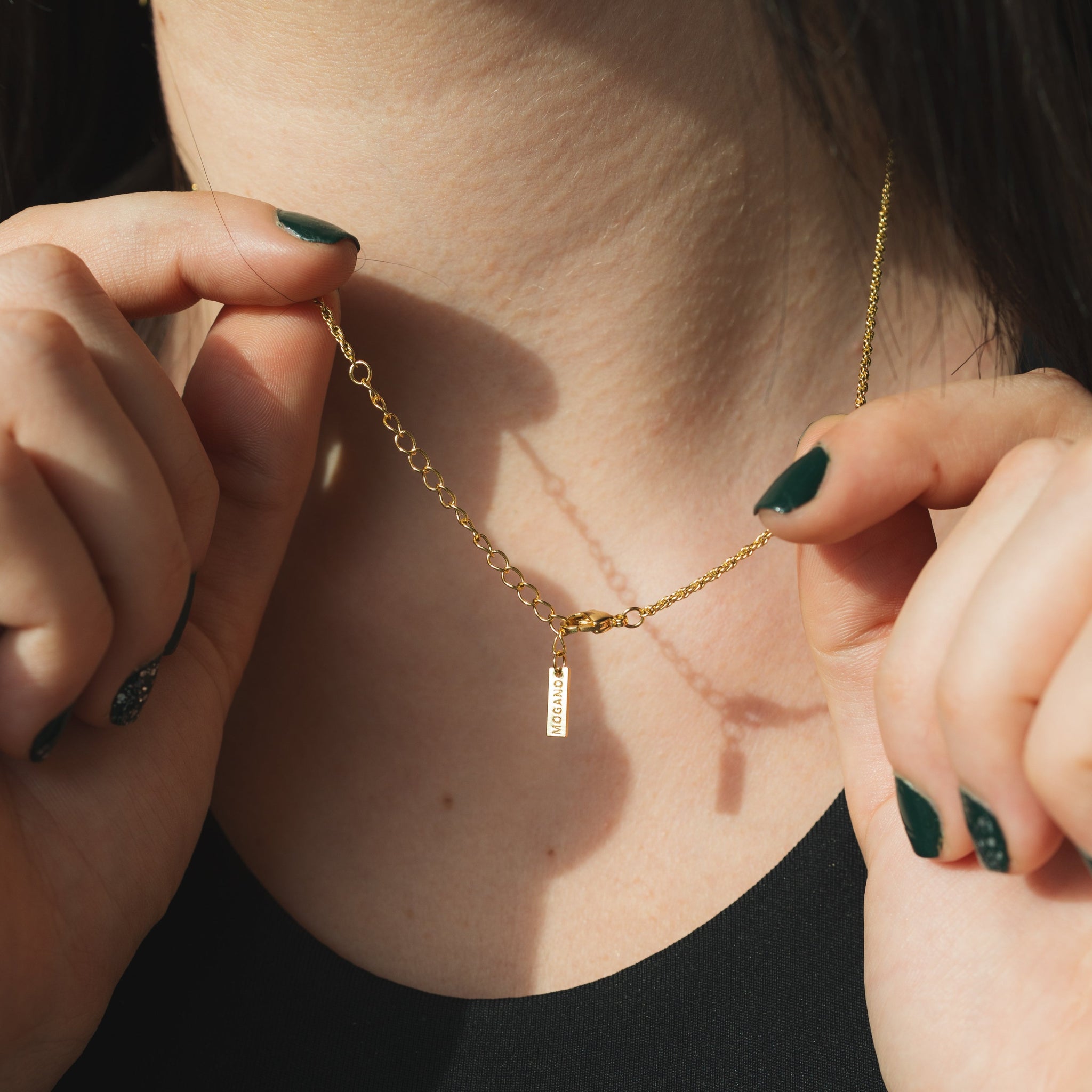 Nostalgia Gemstone Necklace