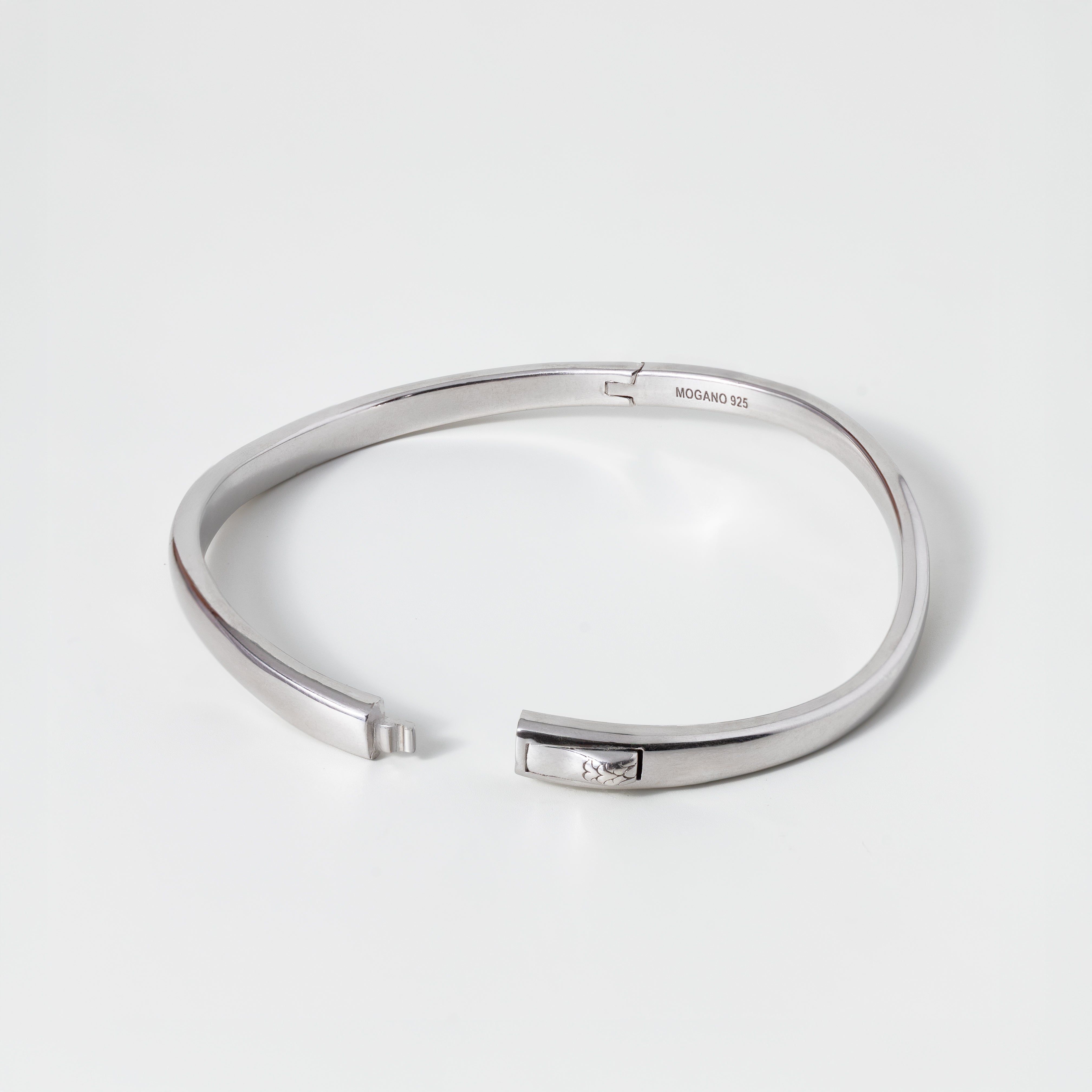 Wave Bangle