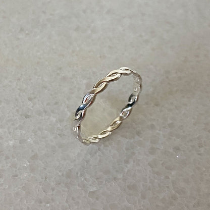 Tania Ring